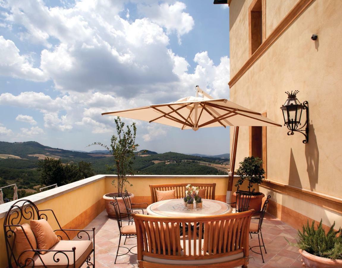 Casali Di Casole - Timbers Tuscany Казоле-д'Эльса Номер фото